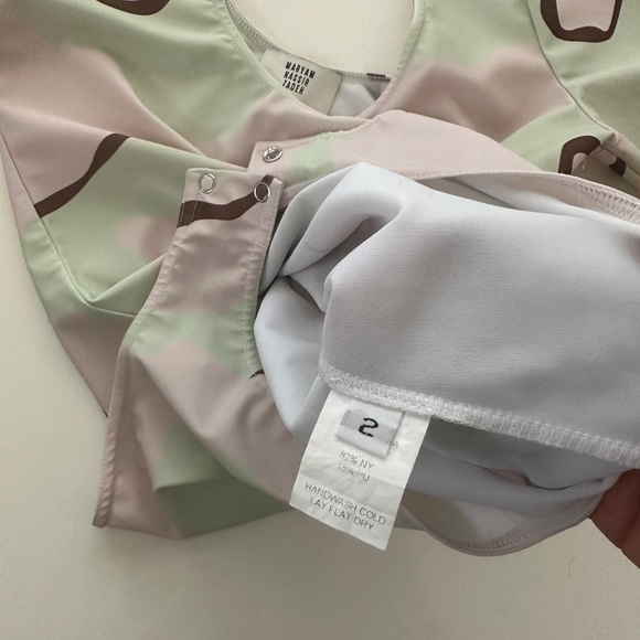 Wave leotard in pistachio - Picture 5 of 5